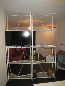 foldable TV rack